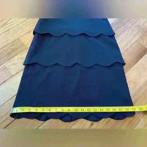 J Mclaughlin Navy Blue Scallop Hem Tiered Sleeveless Sheath Dress Women’s Size 4 - Picture 6 of 14